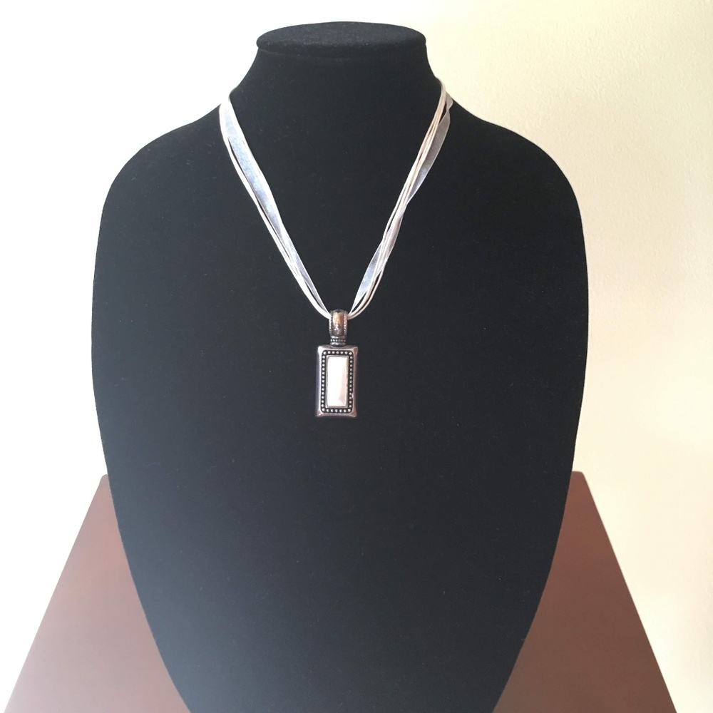Necklace Enhancer